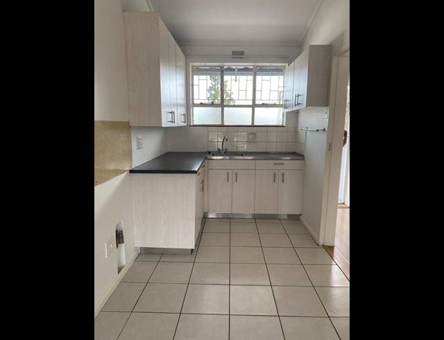 2 bed property to rent in WORCESTER CENTRAL